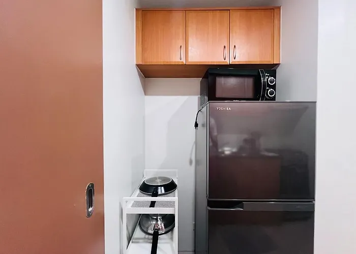 Apartment Spacious 1br With 300mbps Internet Near High Street Bgc