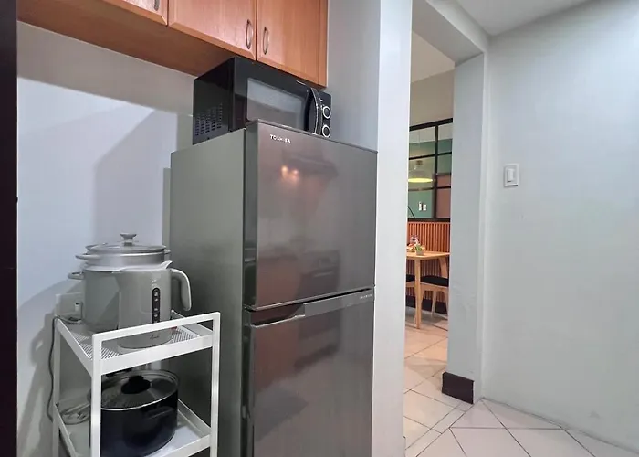 Spacious 1br With 300mbps Internet Near High Street Bgc Apartment