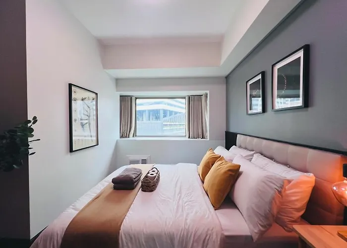 Apartment Spacious 1br With 300mbps Internet Near High Street Bgc